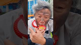 The poor man ate hubba bubba candy lipstick bicycle glue and dinosaur eggs shortvideofunny [upl. by Elrahc401]