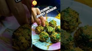 😋😍 Easy Palak Pakora ytshorts feedshorts streetfood [upl. by Nyllij]