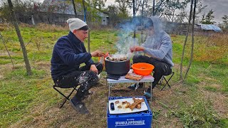 AM FACUT GRATAR DIN CARNE DE PORC SI MICI CU ALEX SI ADI BALANA IN POIENITA [upl. by Lampert796]