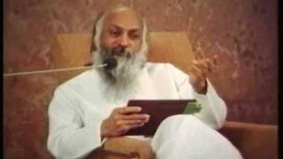 OSHO Ateet Aur Bhavishya Se Mukti अतीत और भविष्य से मुक्ति [upl. by Orv]