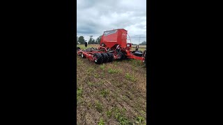 Zwischenfrucht in Direktsaat udrill kverneland notill [upl. by Nallad]