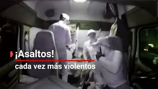 ¡NO PARA LA INSEGURIDAD  Captan asaltos violentos en carreteras y negocios de México [upl. by Rebmak]