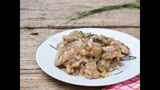 Straccetti di vitello con cipolla allorientale  Ricette che Passione [upl. by Gilba498]