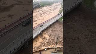 Use Train To Weight The Bridge Preventing The Bridge From Being Washed Away By The Flood [upl. by Adiehsar]