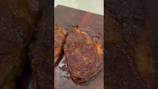 Steak on stainless steel pan ستيك بمقلاة ستانلس [upl. by Derwon]