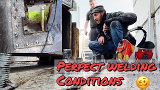 Container lift floor mounts insecure Trailer inspections [upl. by Eiwoh]