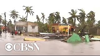 1000 feared dead after cyclone hits Mozambiques main port city [upl. by Nomae883]