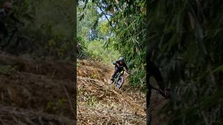 tunggu dijalan  JKC Bike Park adventurebike mtb mtbindo downhill bikepark [upl. by Anilos247]