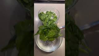 Spinach Avacado smoothie smoothie spinach banana tasty breakfast [upl. by Broome100]