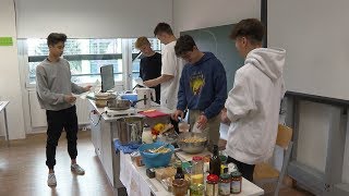 Ein Fest für die Umwelt im Gymnasium Purkersdorf [upl. by Landahl]