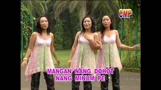 Simatupang Sister  Ama Ama Do Hape Official Music Video Lagu Artis Batak Chacha Dangdut Bergoyang [upl. by Yellat]