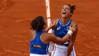 Sara Errani Jasmine Paolini win women’s doubles gold medal for Italy at Paris Olympics [upl. by Nie209]