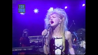 CYNDI LAUPER  Whats Going On [upl. by Telfer]