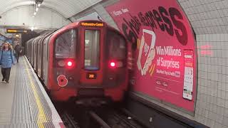 Here is the Victoria line Train in Kings Cross Monday 4 November 2024 [upl. by Magena]