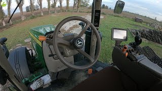 COME GUIDARE UN JOHN DEERE 8R Comandi Base [upl. by Elleinod]