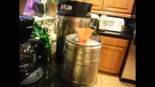 5 Liter mini keg tutorial [upl. by Ahsyek]