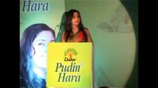 Anchor Gazal Hosting  Stars Of Dabur Pudin Hara with Sakshi Tanwar amp Ram Kapoor [upl. by Jerrilyn658]