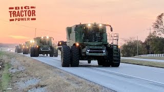 John Deere S780 Combines On the Move in Soybeans [upl. by Mot743]