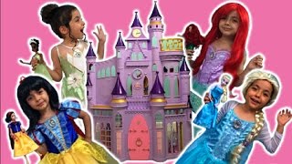 ELSA ANNA AND RAPUNZEL PLAY WITH THEIR DREAM CASTLE  Toy Play  Princesses In Real Life Kiddyzuzaa [upl. by Refinney]