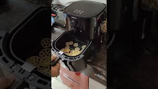 Oil free fryums in air fryer temp180degreetime duration2 minssubscribe fr more such videos😊 [upl. by Rudy936]