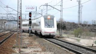 Renfe 599 Series DMU  Renfe automotor 599 [upl. by Oigres]