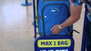 Ryanair cabin luggage gauge test with Cabin max [upl. by Betsey]