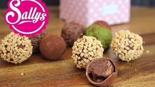 Pralinen selbst gemacht Vollmilchschokoladenpralinen mit Nougat  DIY Geschenkidee  Sallys Welt [upl. by Feltie]