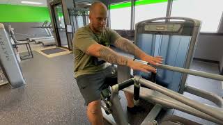 How To Use The Pin Loaded Matrix Seated Row Machine [upl. by Beore]