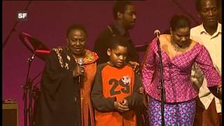 Miriam Makeba  Pata Pata Live at AVO Session Basel Switzerland  2006 [upl. by Weisman]