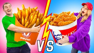 I BUILD MY OWN GIANT KFC AT HOME I KFC VS POPEYES WHICH ONE IS BETTER [upl. by Iduj]