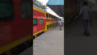 😲 Gatiman india fastest train speed 160 short [upl. by Enajyram]