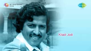 Kiladi Jodi  Aadabeku Karate song [upl. by Prochora]