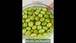 Ricette che Passione ti spiega come preparare le olive schiacciate calabresi in salamoia [upl. by Acirt886]