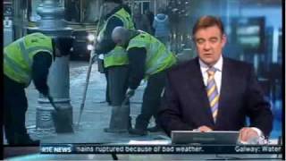 Guy falling on Snow  Ice in Dublin on RTE News Report  Very Funny [upl. by Leisam559]