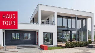 Haustour durch das moderne Haus mit Einliegerwohnung  LUXHAUS Musterhaus in KölnFrechen [upl. by Eliezer143]