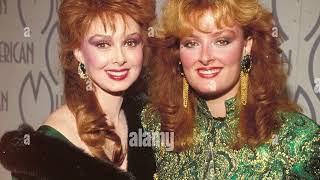 Wynonna Sings Coal Miners Daughter with Loretta Lynns Granddaughter Emmy Russell  Idol 2024 [upl. by Ttiwed]