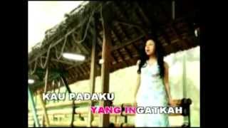 Ratih Purwasih  Antara Benci Dan Rindu Official Music Video [upl. by Doll]