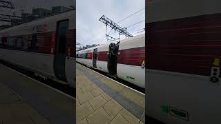 Lner azuma going to London via Wakefield class 800 [upl. by Soelch]