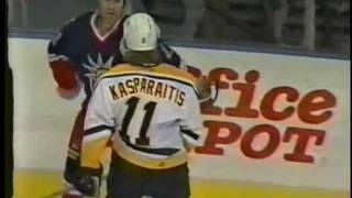 Mark Messier vs Darius Kasparaitis [upl. by Cirre]