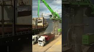 Unloading Cargo Ship with Excavator Crane [upl. by Waneta]