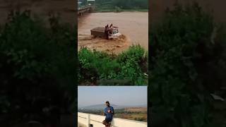 Bringing a large lorry like this into deep water is not always the same😱 trending lorryvideos [upl. by Nellad]