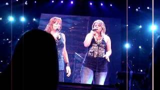 Kelly Clarkson amp Reba McEntire Does He Love You wintro [upl. by Enilauqcaj]