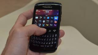 Nuovo BlackBerry Curve 9360 accento sul design  TVtech [upl. by Marcell]