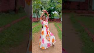 ramaiya vastavaiya song🌸✨ youtubeshorts trending viral dance jawan notramaiyavastavaiya [upl. by Adamec]