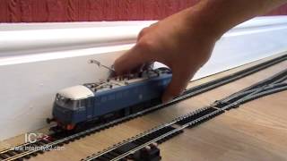 Opening the Class 85 AL5 by Bachmann [upl. by Jorrie]