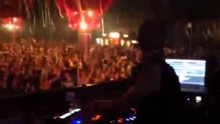 Richie Hawtin Plays Gum Jah Just Be Remix at Tomorrowland MINDSHAKE020 [upl. by Frazier324]