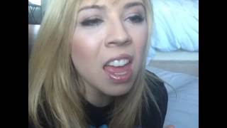 Jennette McCurdy Vine post Why do people always try to make Christmas songs sound sexy [upl. by Levitt366]