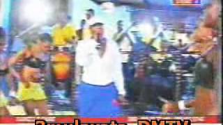 KOFFI CHANTE DIEU VOIT TOUT CHEZ BIBI [upl. by Asen]