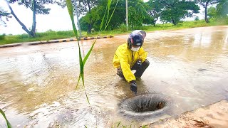 Draining Floods by Clearing Blocked Drains Draining Streets After Heavy Rain [upl. by Ringe145]