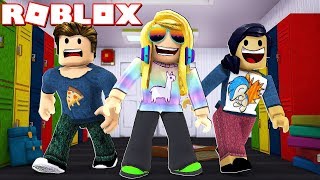 WHAT IS THIS GAME 🤣  Roblox High School [upl. by Laup]